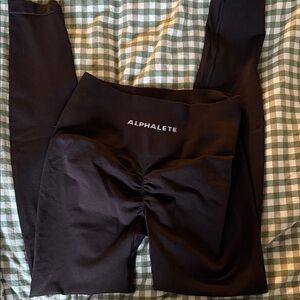 Alphalete amplify High-Waisted Leggings